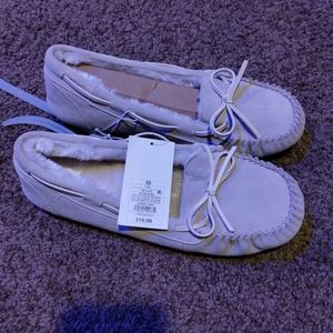 Stars Above size 10 women's slippers brand new